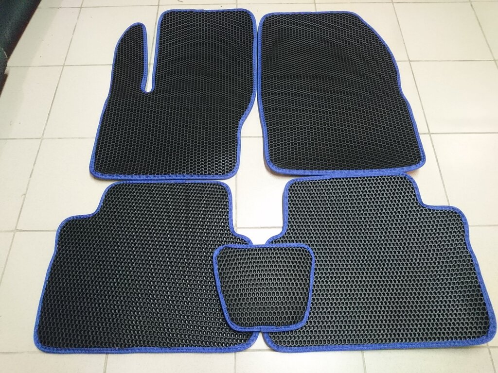 Auto accessories Автоковрик 59, Perm, photo