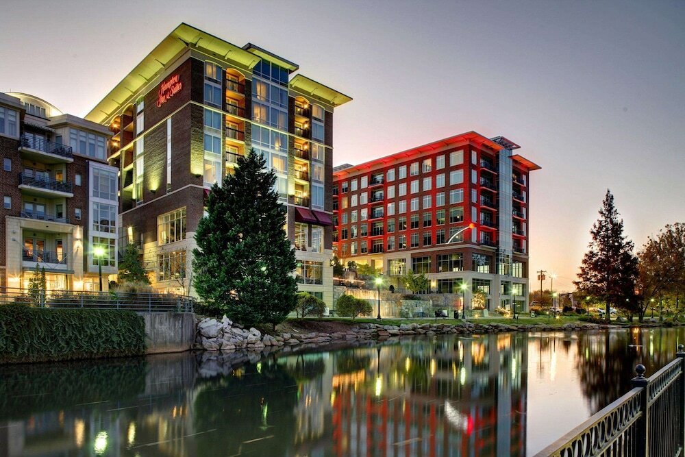 гостиница - Hampton Inn & Suites Greenville-Downtown-RiverPlace - Штат ...