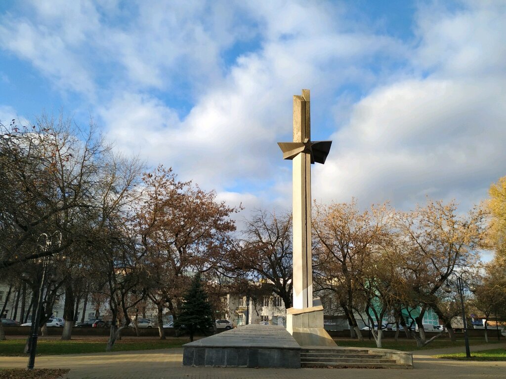 Памятник, мемориал Комсомольцам-подпольщикам, Витебск, фото