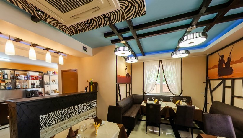 Фото отеля 1