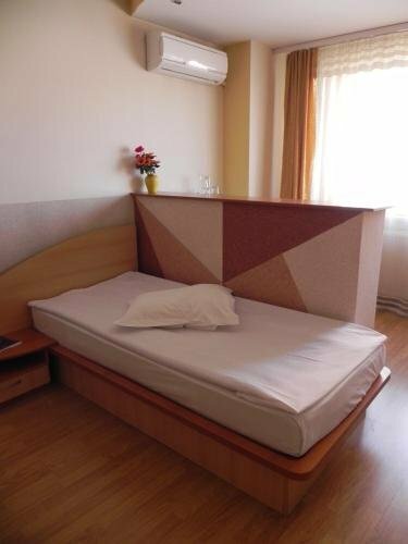 Гостиница Hotel Zimbru в Клуж-Напоке