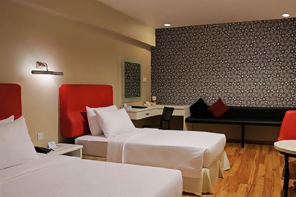 Фото The Palace Hotel Kota Kinabalu