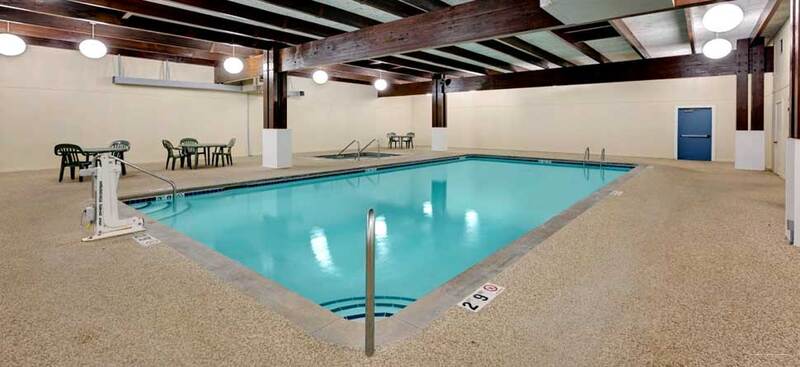 Фото Norwood Inn and Suites Worthington