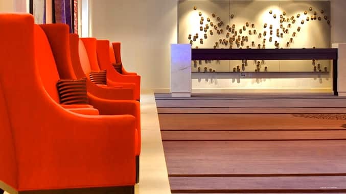 Фото DoubleTree by Hilton Montreal