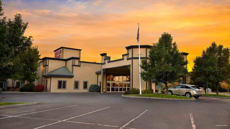 Фото Oxford Suites Pendleton