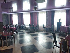 Бриз (selo Nizhnyaya Tavda, Zarechnaya ulitsa, 31), cafetería