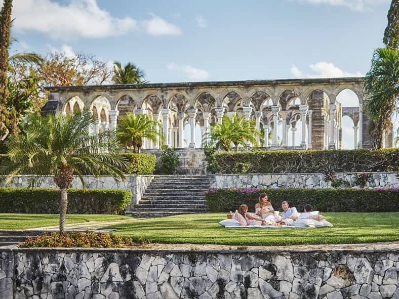 Фото Four Seasons Resort Vail