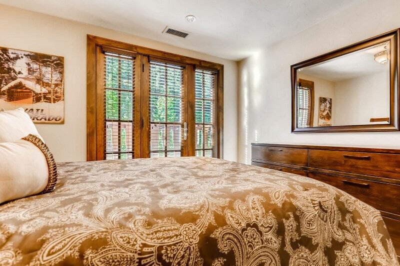 Фото Kiva Lodge by East West Hospitality