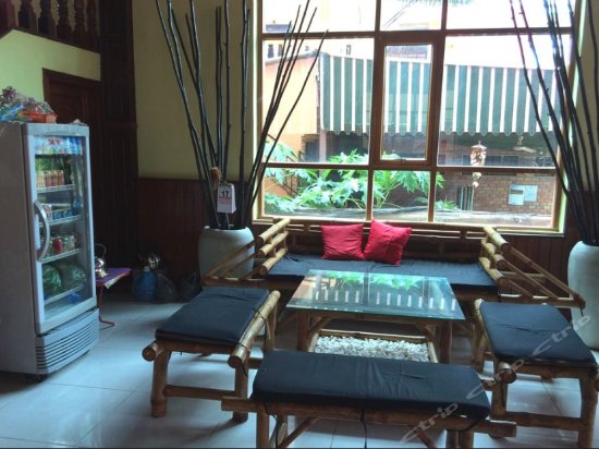 Фото Side Walk Never Die