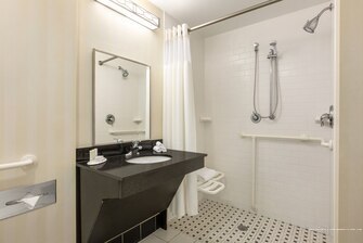 Фото Fairfield Inn & Suites Jacksonville West/Chaffee Point