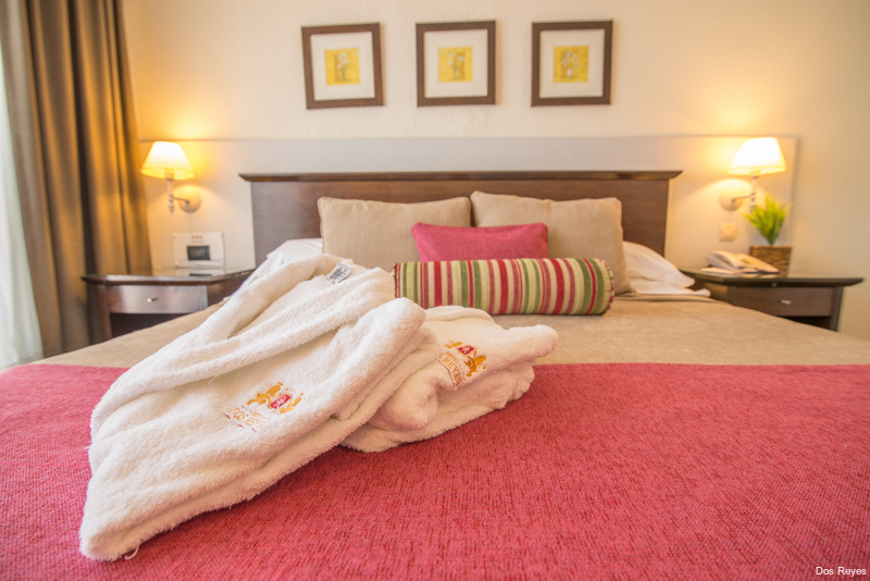 Фото Dos Reyes Hotel