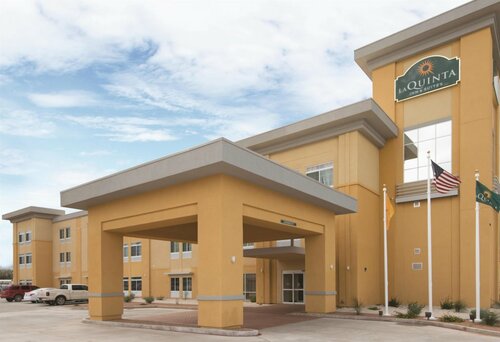 Гостиница La Quinta Inn & Suites by Wyndham Artesia