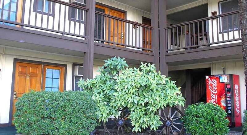 Фото Heritage Inn Yosemite/Sonora