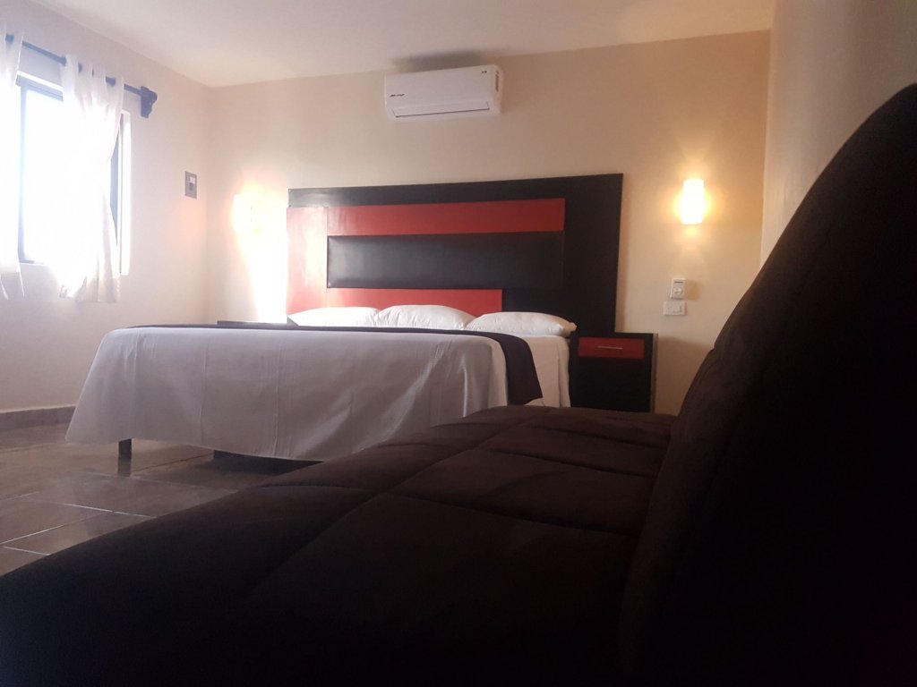 Фото Hotel Jardin Cancun