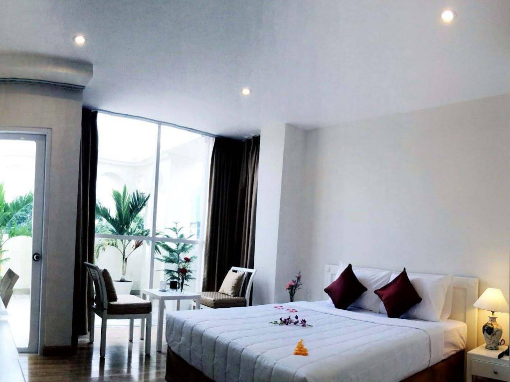 Фото Ngan Ha Hotel