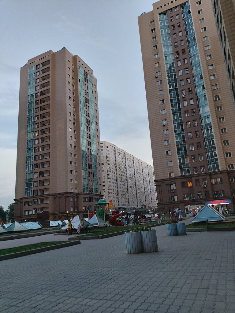Housing complex Manhattan, Almaty, photo
