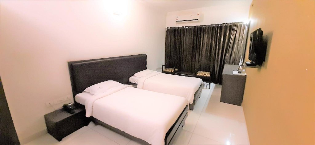 Фото Hotel Mangalore International