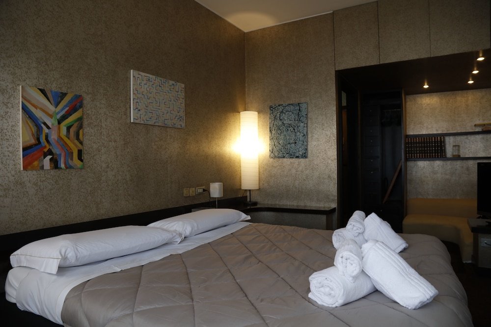 Фото La Casa delle Arti Milano - Vintage Guesthouse