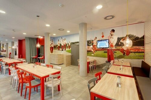 Гостиница Meininger Hotel Wien Downtown Franz в Вене