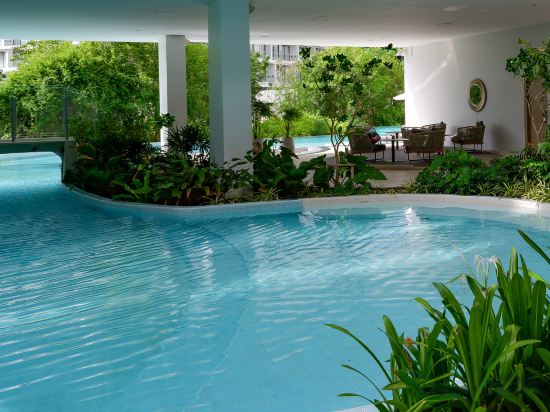 Фото Laya Resort Phuket
