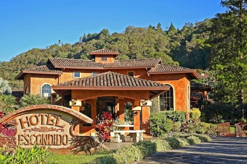 Гостиница Valle Escondido Resort Golf and SPA в Бокас-дель-Торо