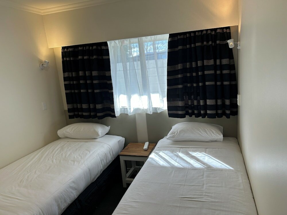 Фото Montana Lodge Motel