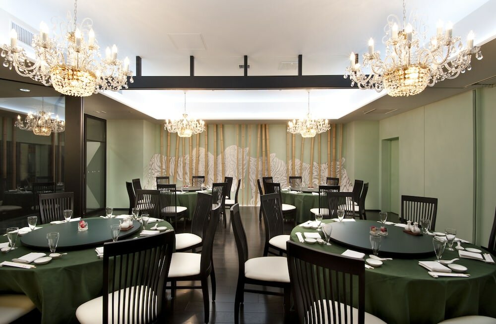 Фото Karasuma Kyoto Hotel