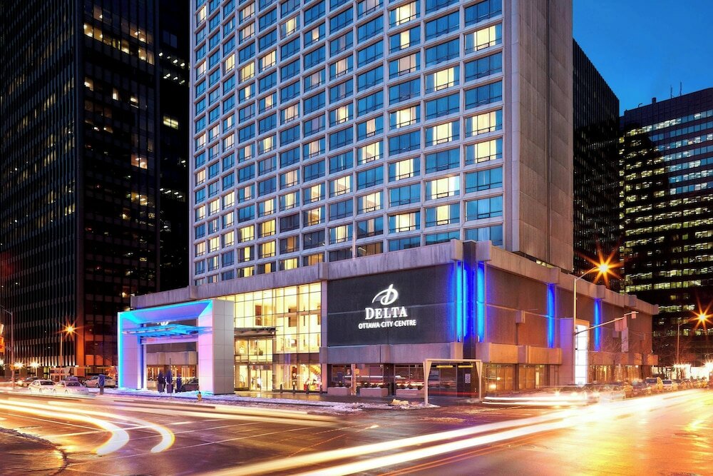 Фото Delta Hotels by Marriott Ottawa City Centre