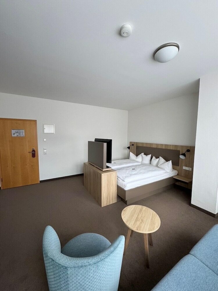 Фото Landschloss Korntal