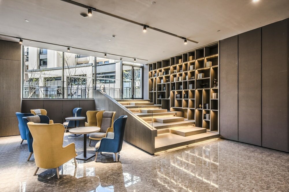 Фото Q-Box Hotel Shanghai Sanjiagang