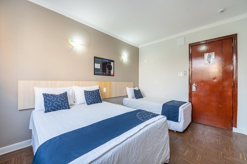 Фото Hotel Piratininga