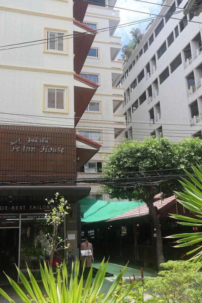 Фото Inn House Hotel