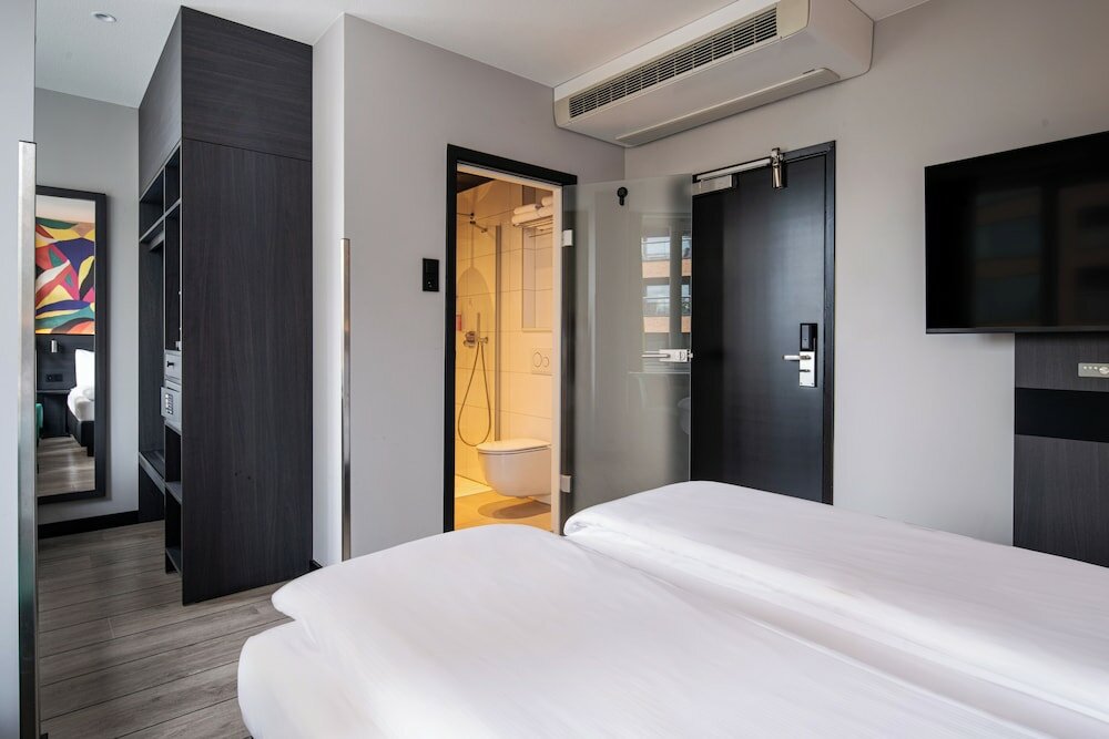 Фото Thon Hotel Rotterdam