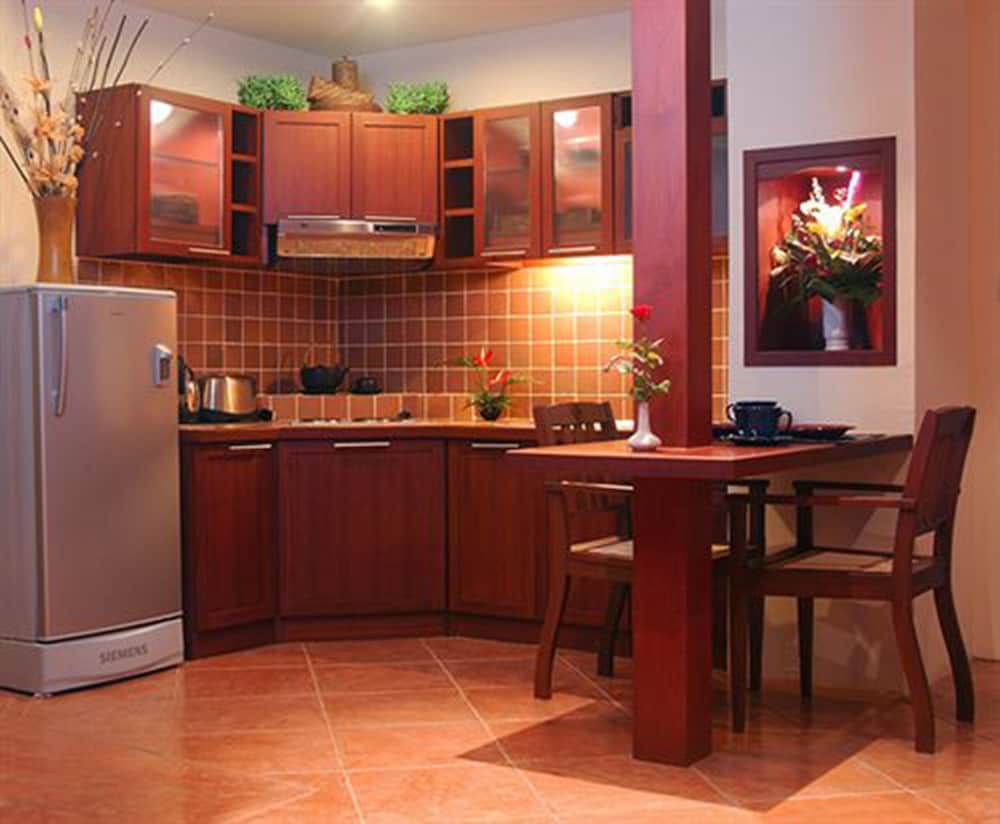 Фото Nirvana Boutique Suites 