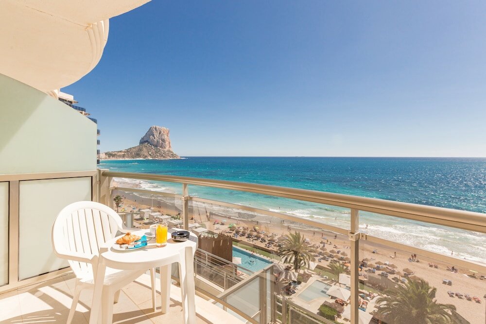 Фото Hotel Bahía Calpe by Pierre & Vacances