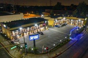 Гостиница Starlight Inn South El Monte