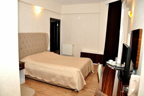 Гостиница Grand Plane Hotel в Кютахье