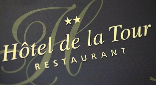 Гостиница Hôtel Restaurant de La Tour в Тулоне