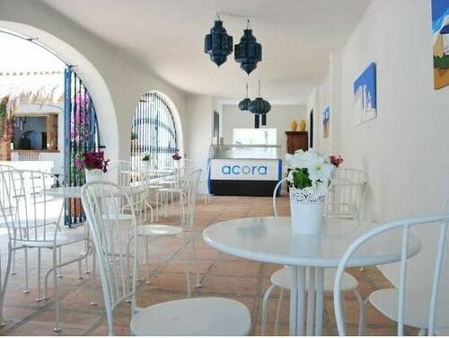 Гостиница Acora Ibiza в Эс-Канаре