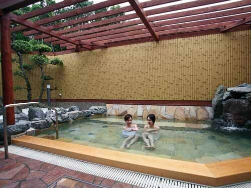 Гостиница Iyashinoyado Kurhouse Shirahama в Префектуре Вакаяма