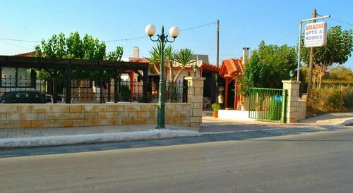Гостиница Ariadni Apartments в Картеросе