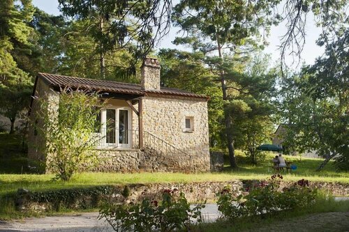 Гостиница Huttopia Sarlat в Гурдоне