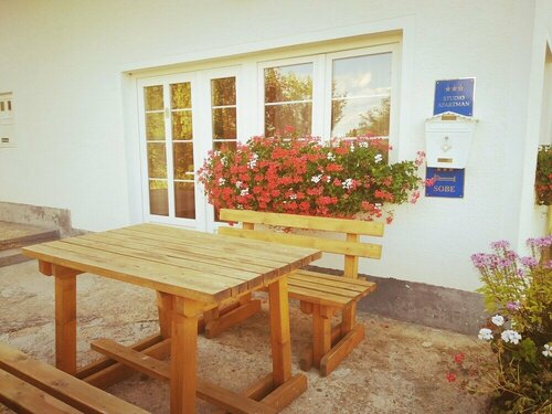 Гостиница Guest House First Stop в Карловацкой жупании