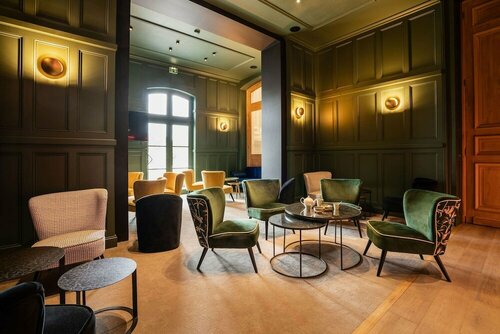Гостиница Best Western Premier Hotel de la Cite Royale в Лоше