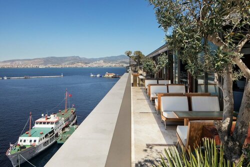 Гостиница Izmir Marriott Hotel в Измире