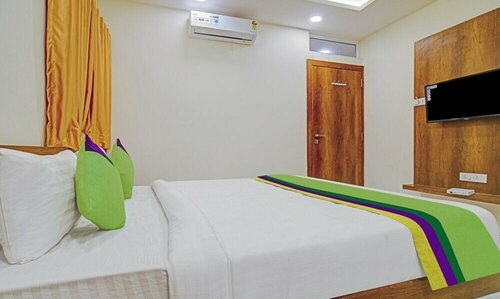 Гостиница Royal Empire Indore в Мадхья-Прадеш