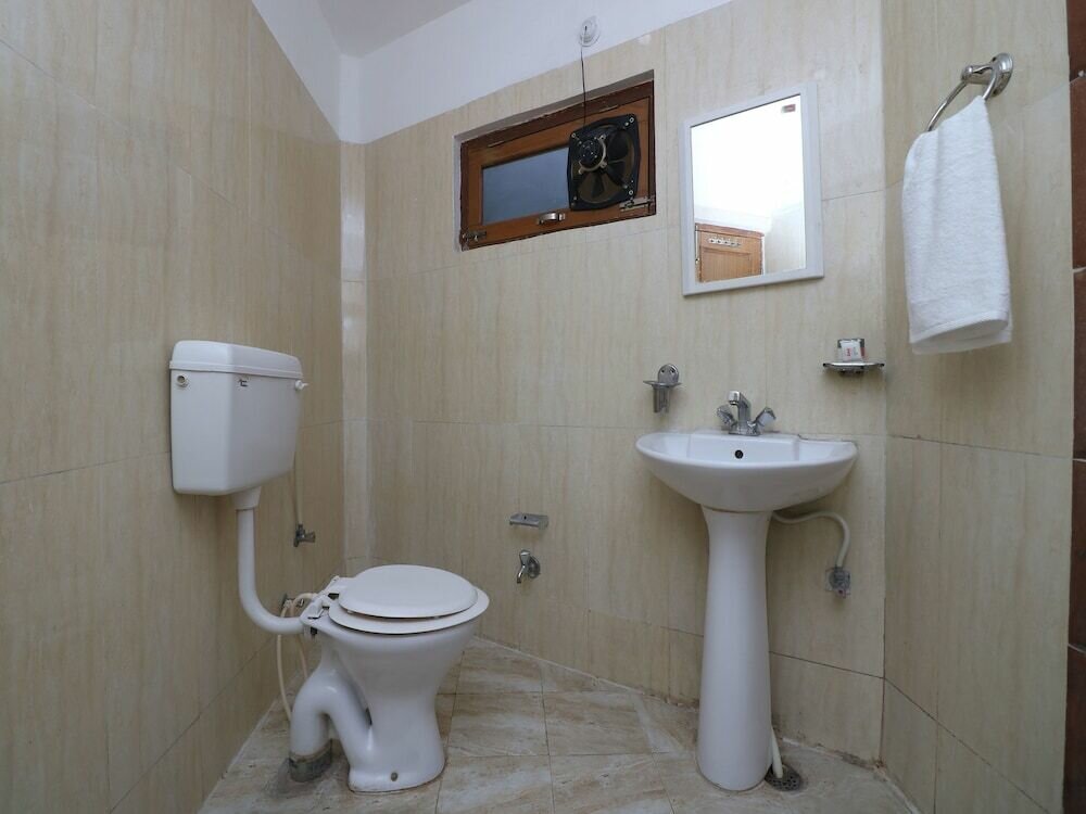 Shree Badrish Hotel, hotel, National Highway 7 — Yandex Maps