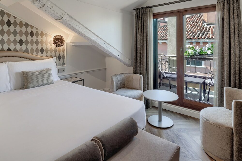 Фото Hotel Arlecchino