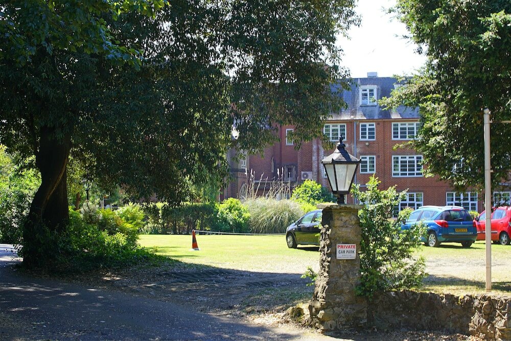 Фото Best Western Abbots Barton Hotel
