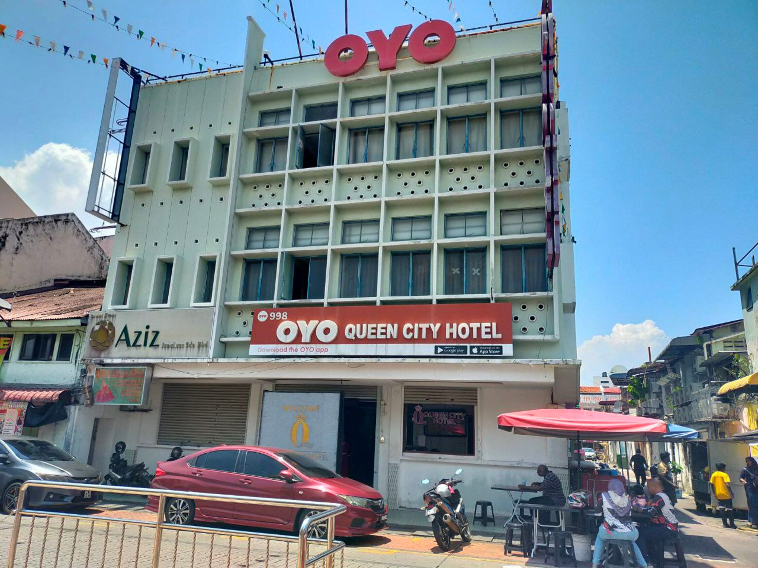 Фото Oyo 998 Queen City Hotel